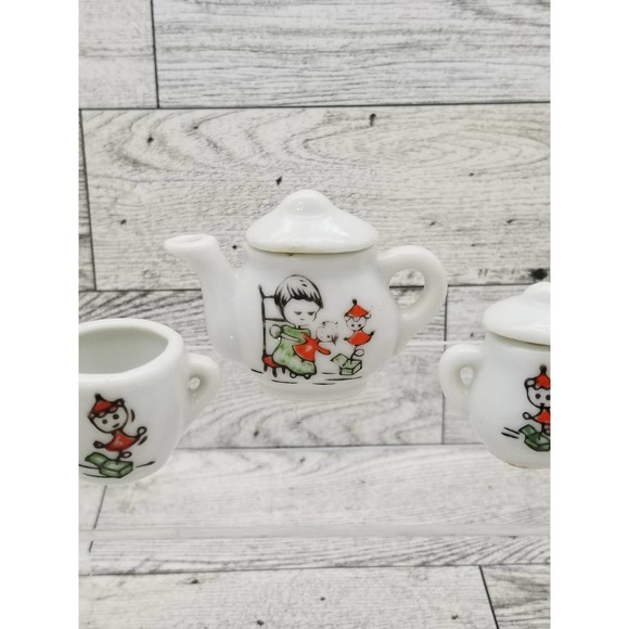 Miniature Tea Set JAPAN Girl with Jack in the Box Toy Teapot Cup Saucer mini - Picture 2 of 6